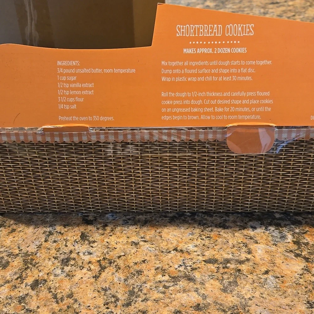 Hallmark Cookie Press Set